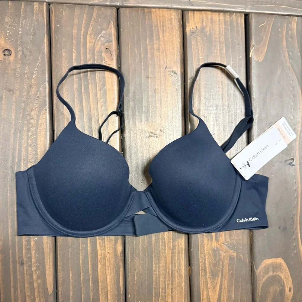 Calvin Klein Perfectly Fit Full Coverage T-Shirt Bra (various sizes listed) - Picture 4 of 5